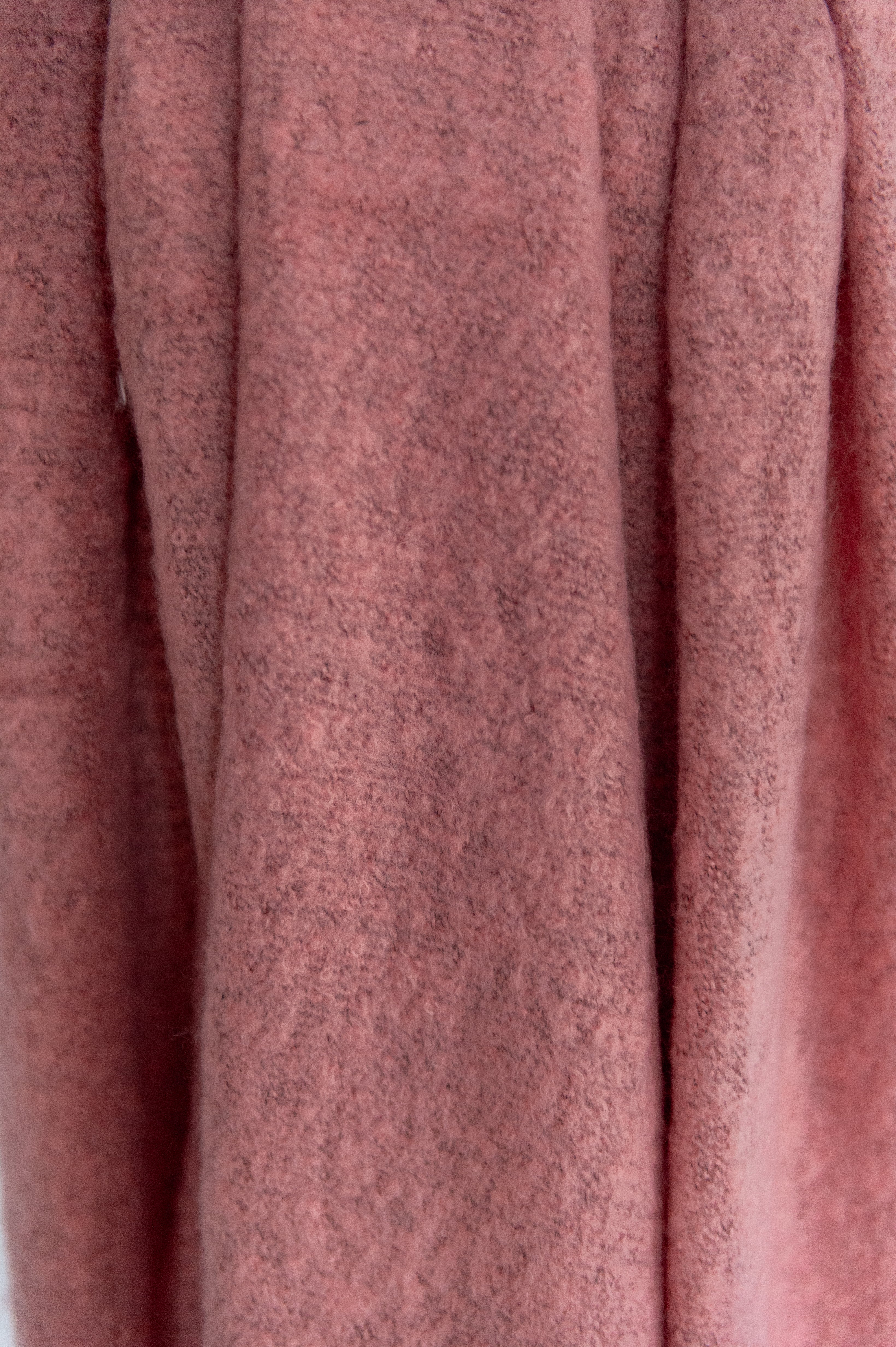 Soft Summer/ Soft Autumn: Roze sjaal